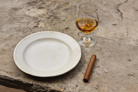 Cigar & Whiskey Pairing: A Guide to Perfect Matches